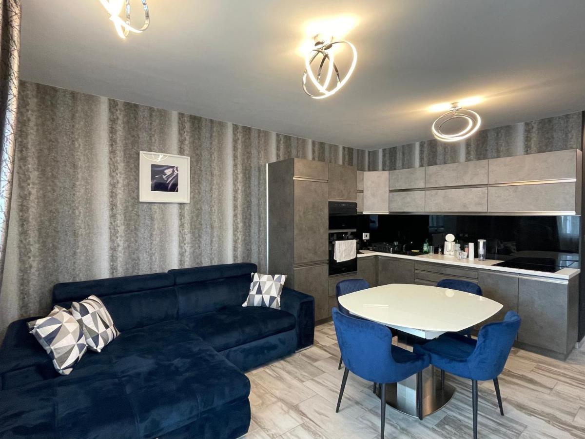 Republic5 Apartment Siófok Esterno foto